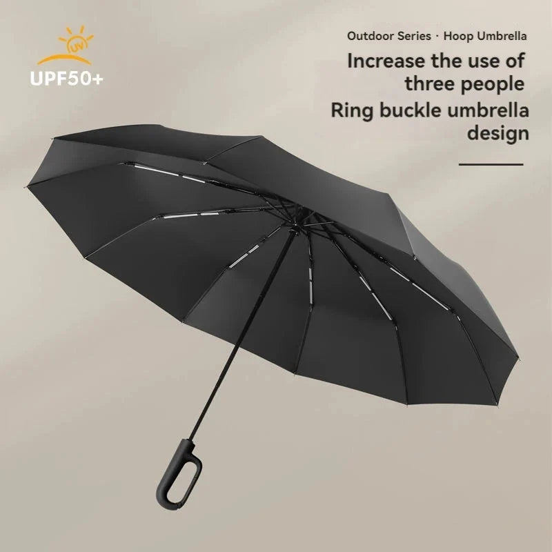 Regenschirm mit Ringschnalle